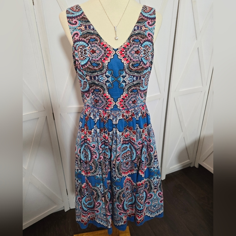 Blue Paisley V-Neck Sleeveless Fit & Flare Dress